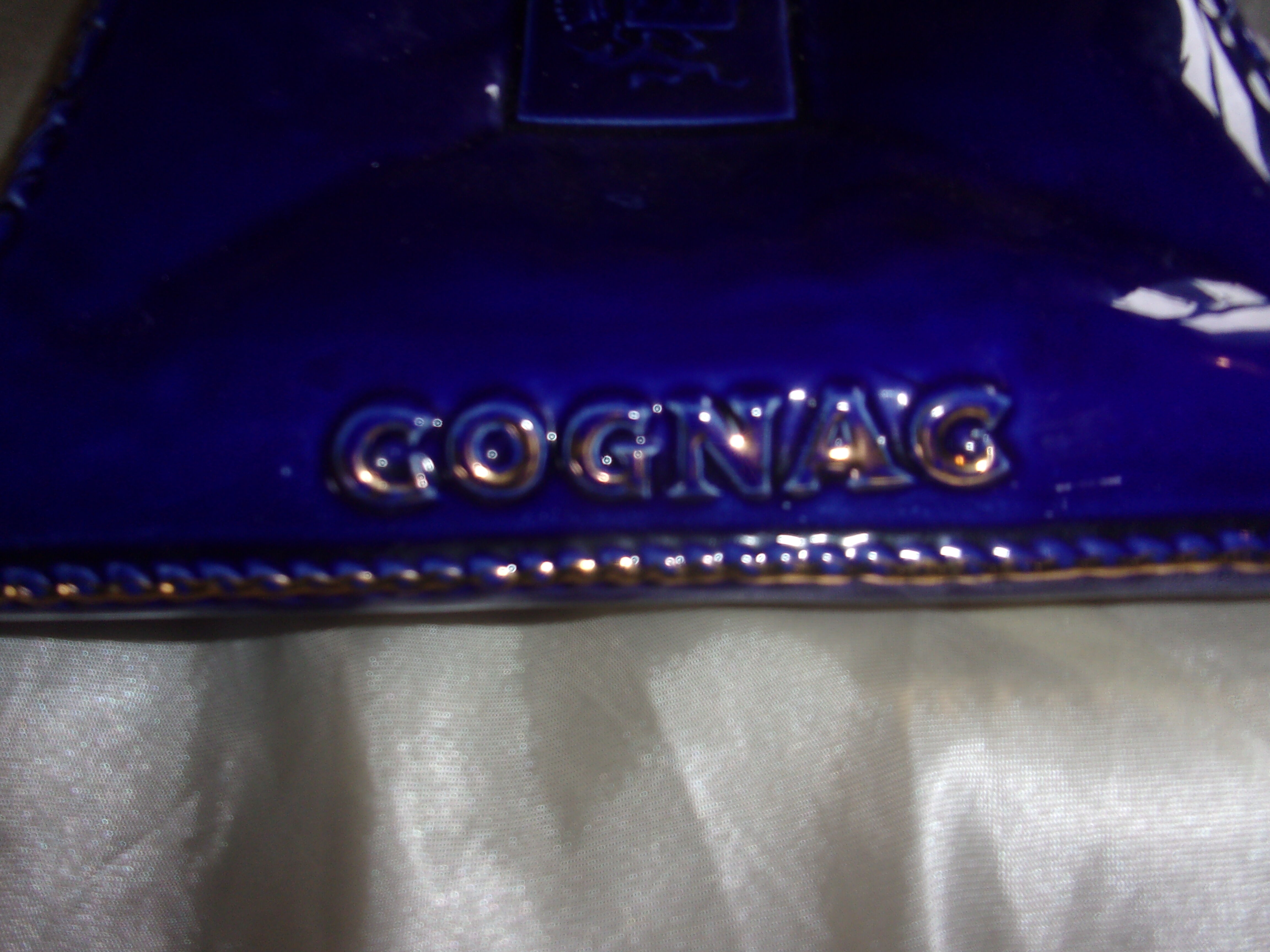 Cognac gaston delagrange advertising ashtray