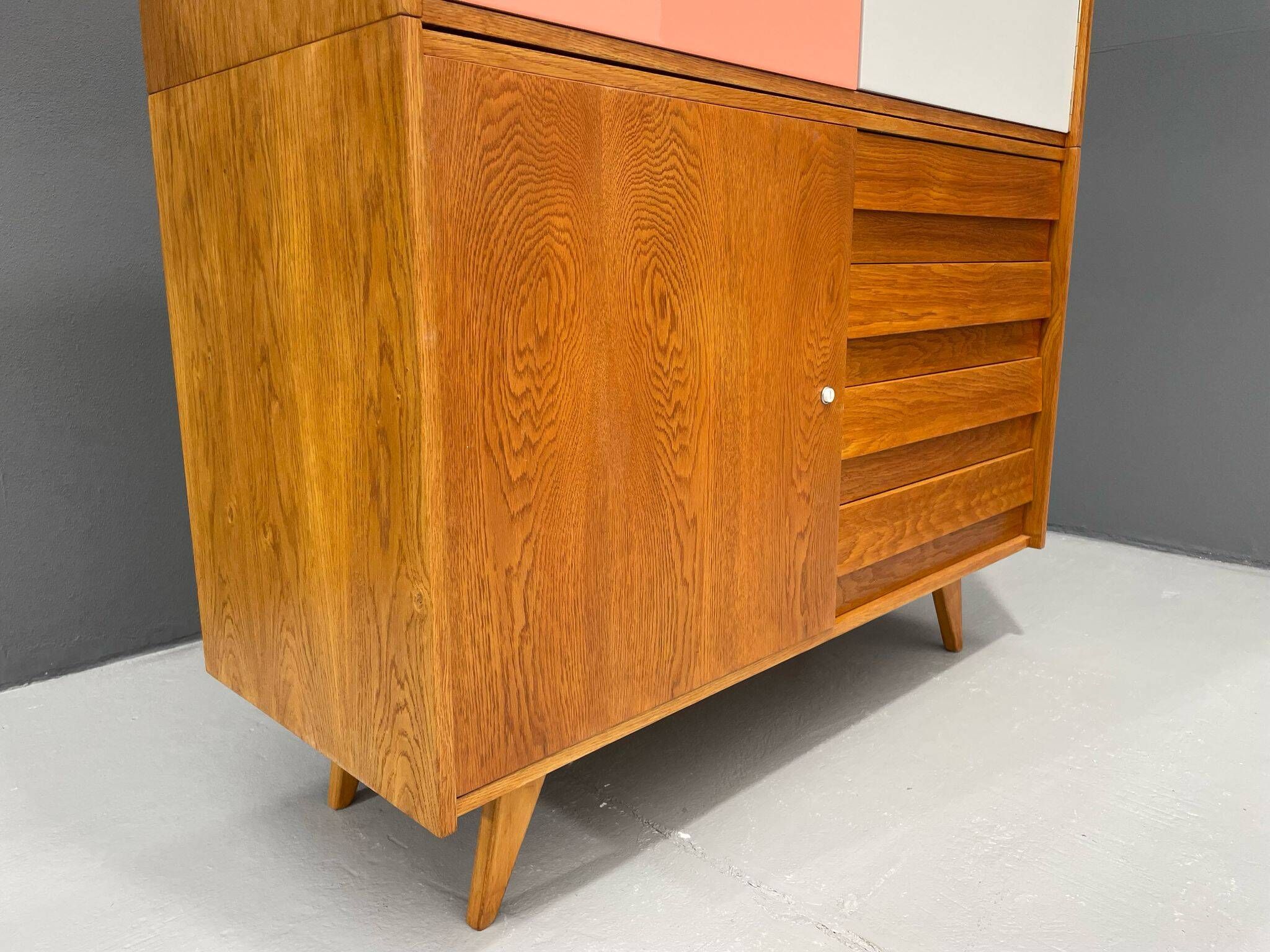 Meuble U-450 en Chêne par Jiří Jiroutek pour Interiér Praha, Tchécoslovaquie, 1