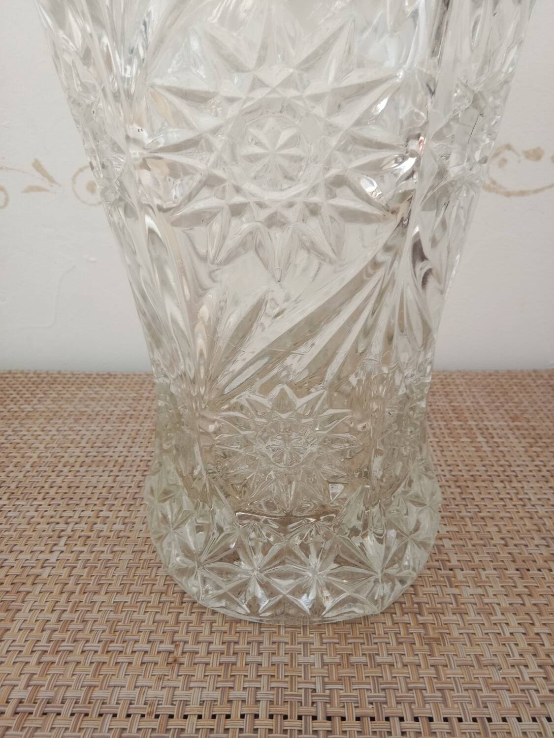 Large crystal vase