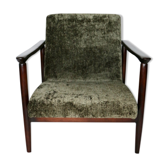 Fauteuil vert olive GFM-142 par Edmund Homa années 1970