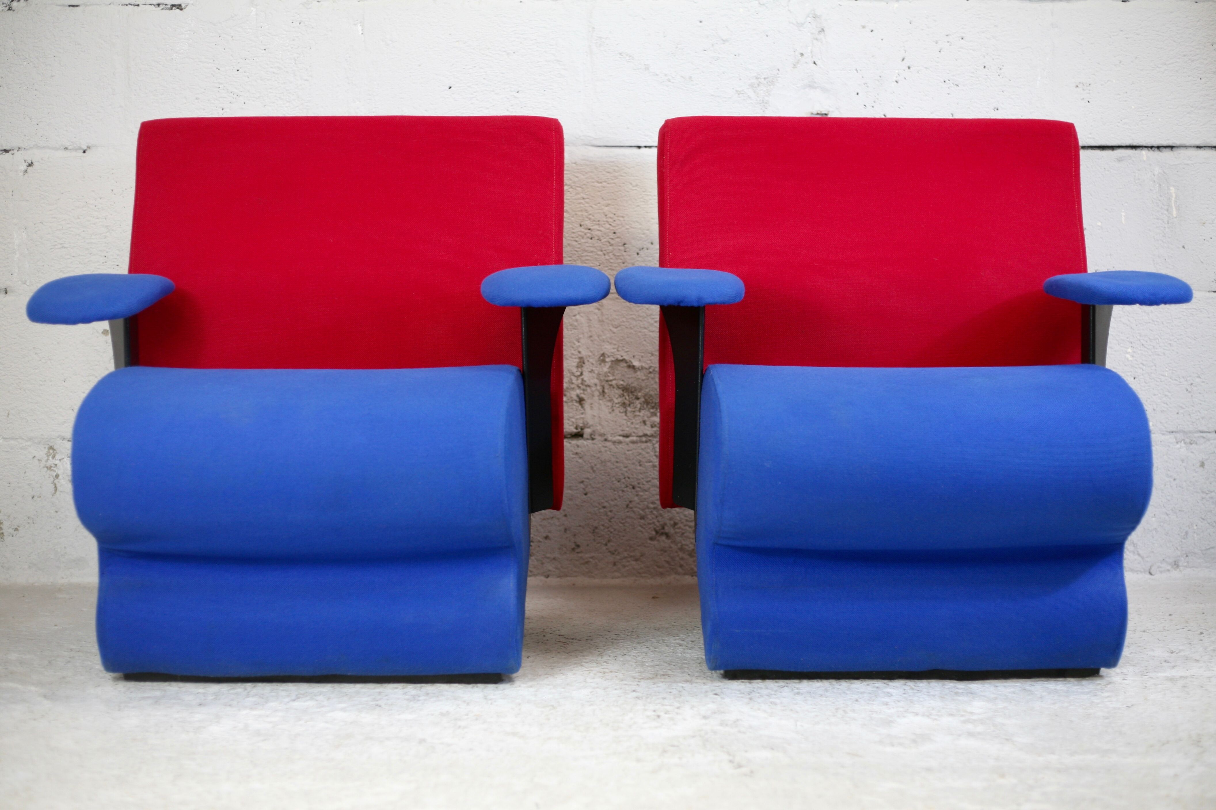 Paire de fauteuils 1995