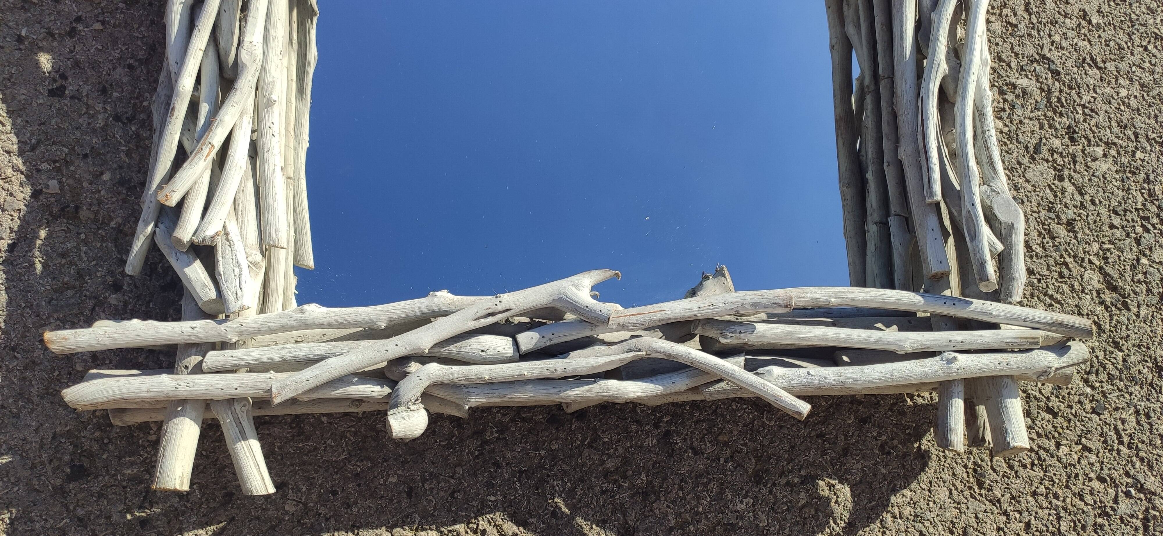 Mirror in gray driftwood frame < 65x84 cm >