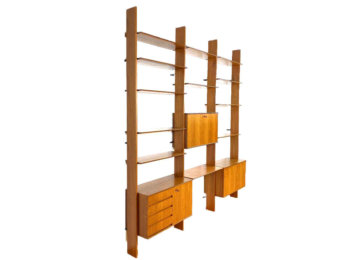 Vintage wall system by peter petrides - interna wandmöbel