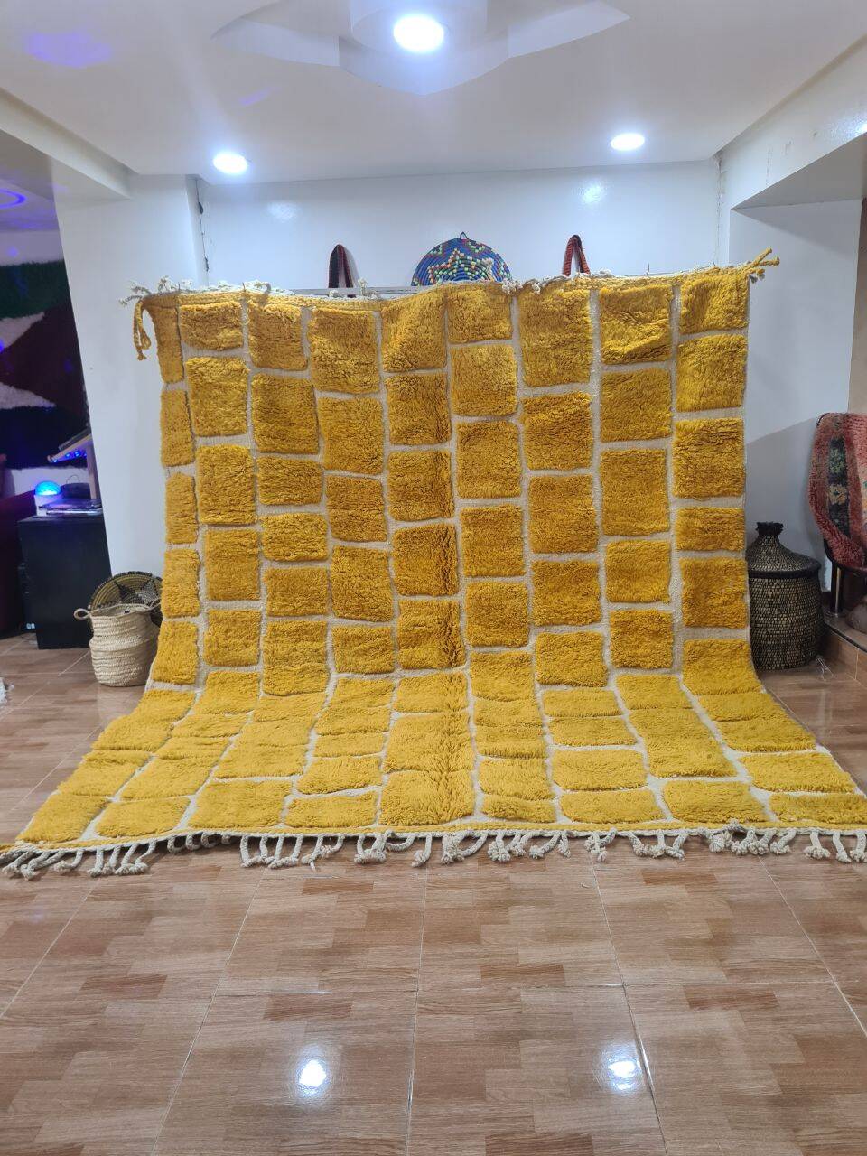 Handmade wool Berber rug 270x230cm