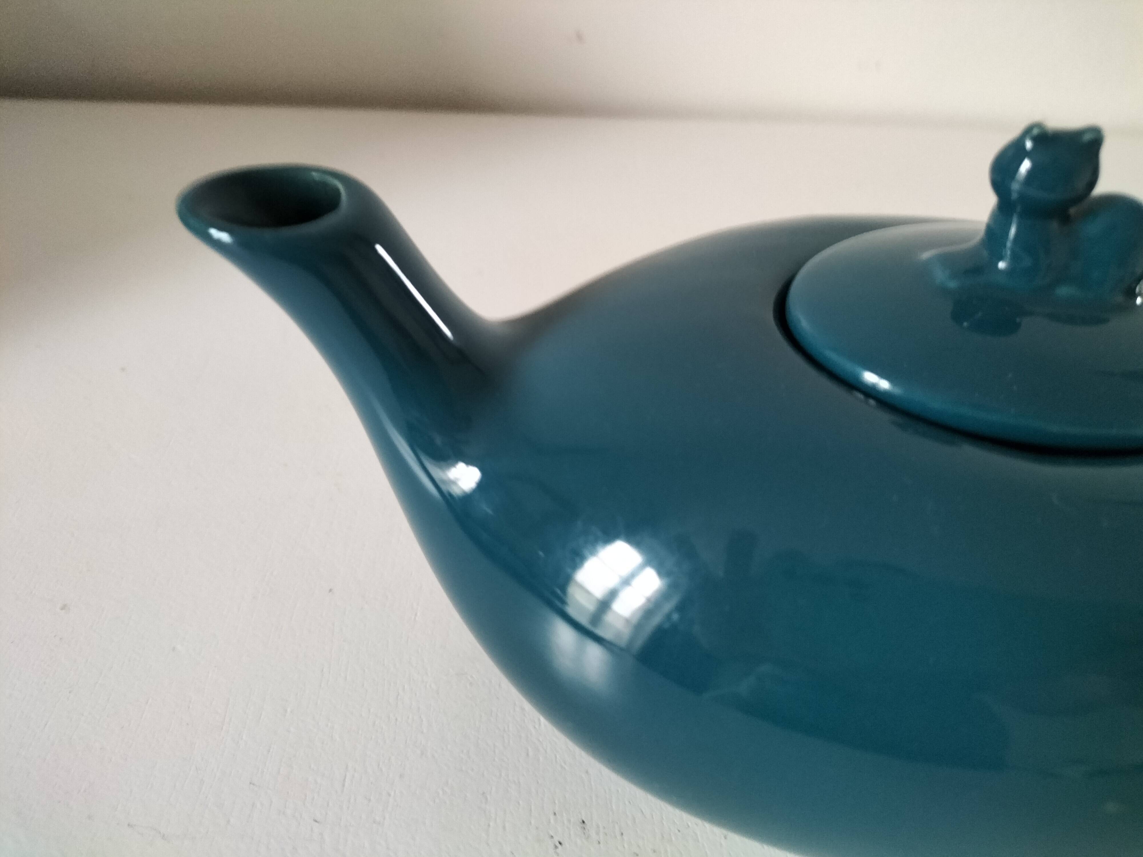 Vintage design teapot – cat model – duck blue glazed ceramic