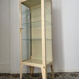 Former medical office showcase, circa 1950