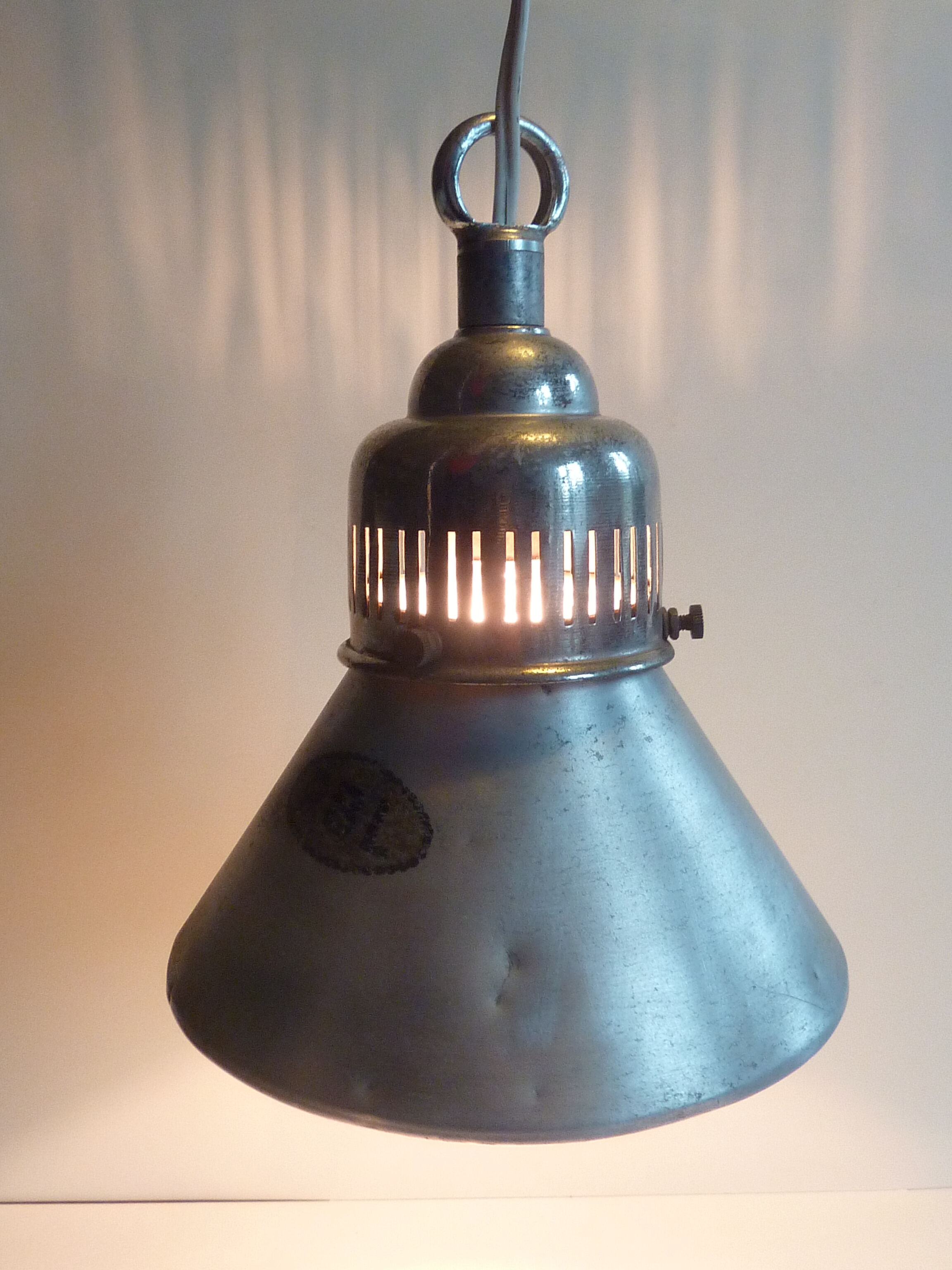 PBL industrial hanging lamp