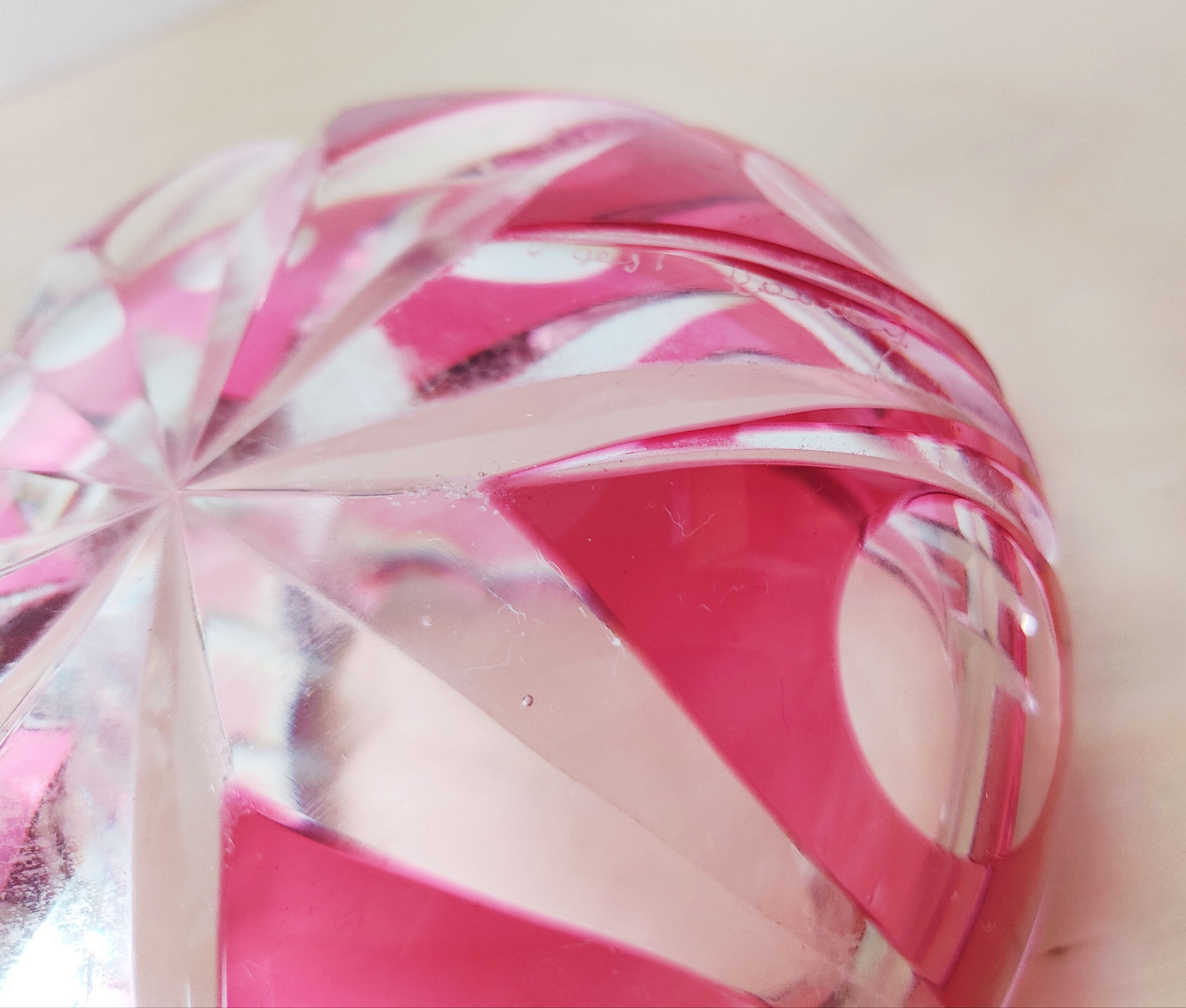 Val Saint Lambert red-lined crystal ashtray