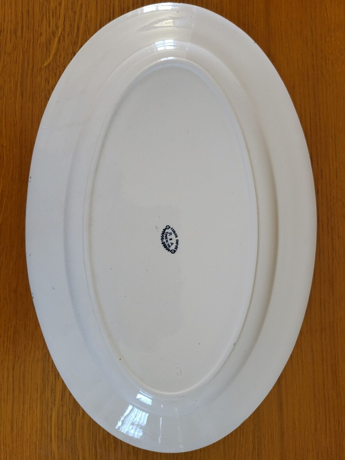 R&A oval serving dish