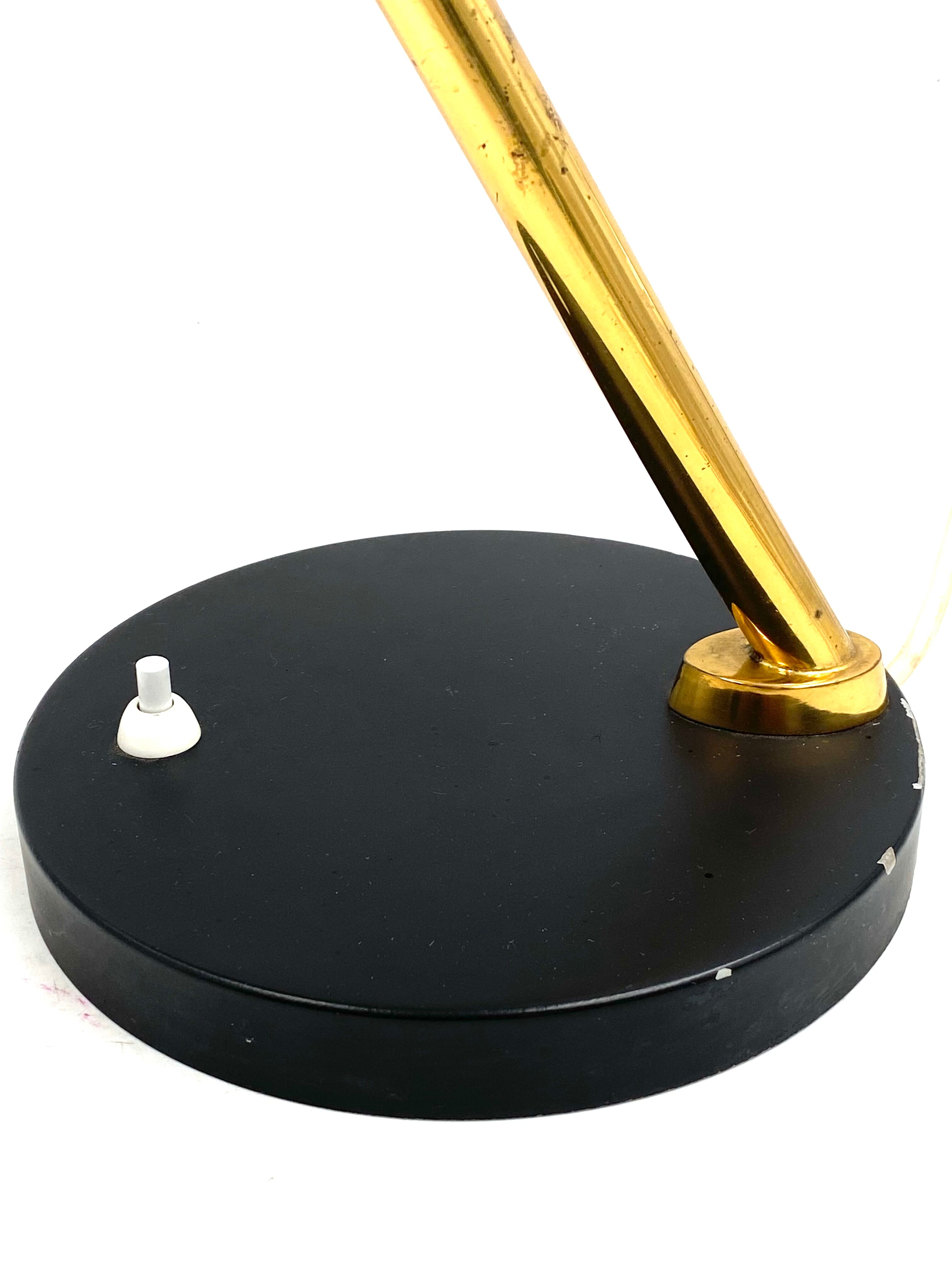 Mid-century red table lamp, Lumen Italy 1960s