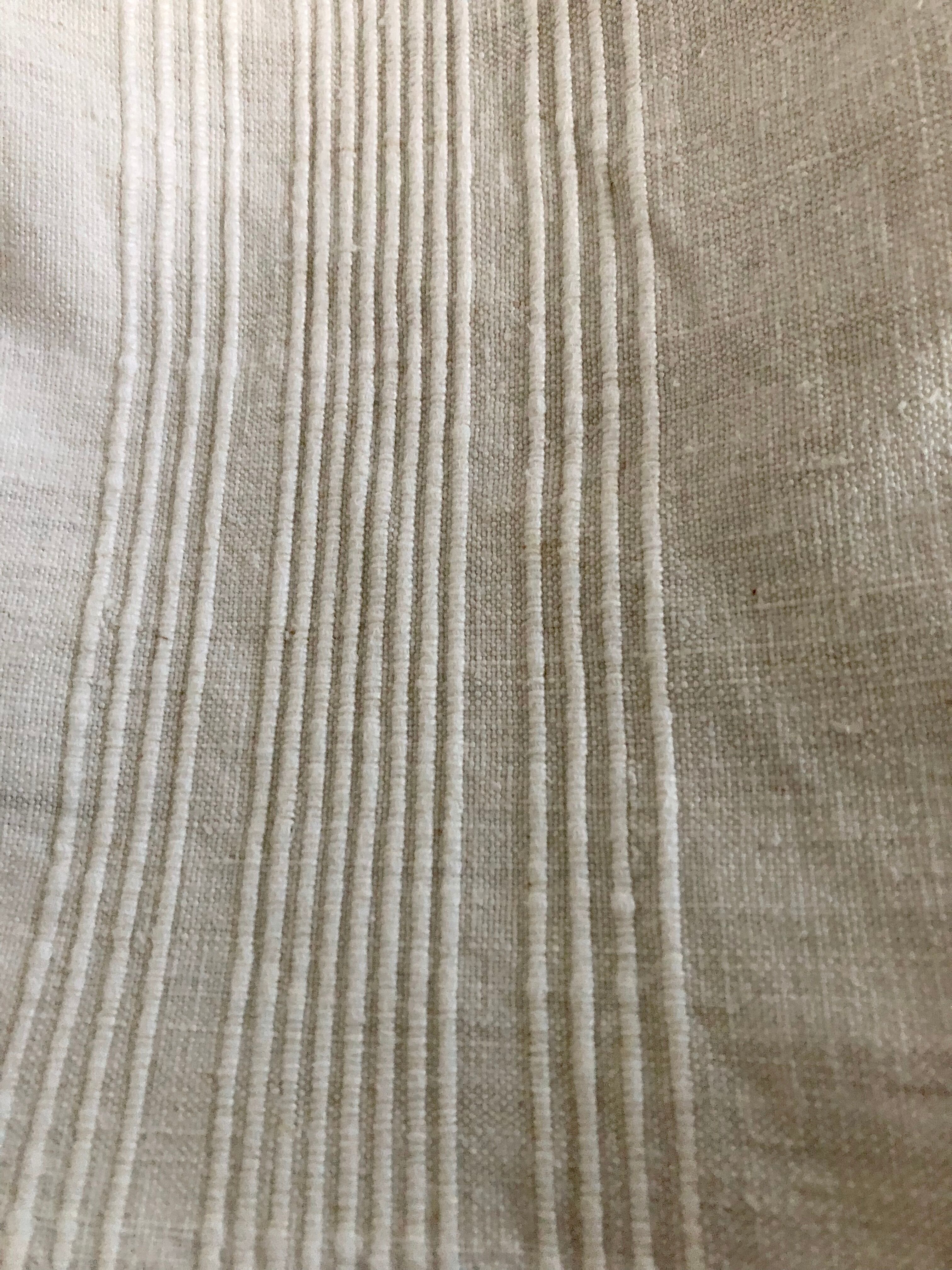 Winegrower's tablecloth, embroidered bedding and monogram