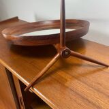 Tripod mirror