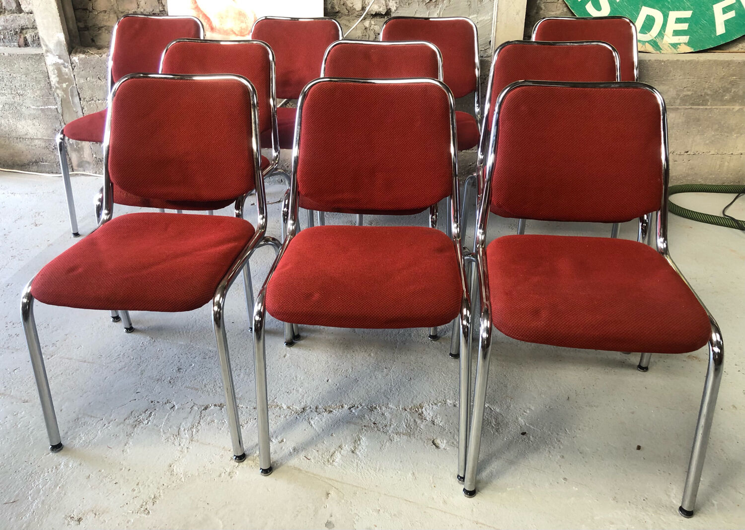 Ensemble de 10 chaises vintage chrome et tissus