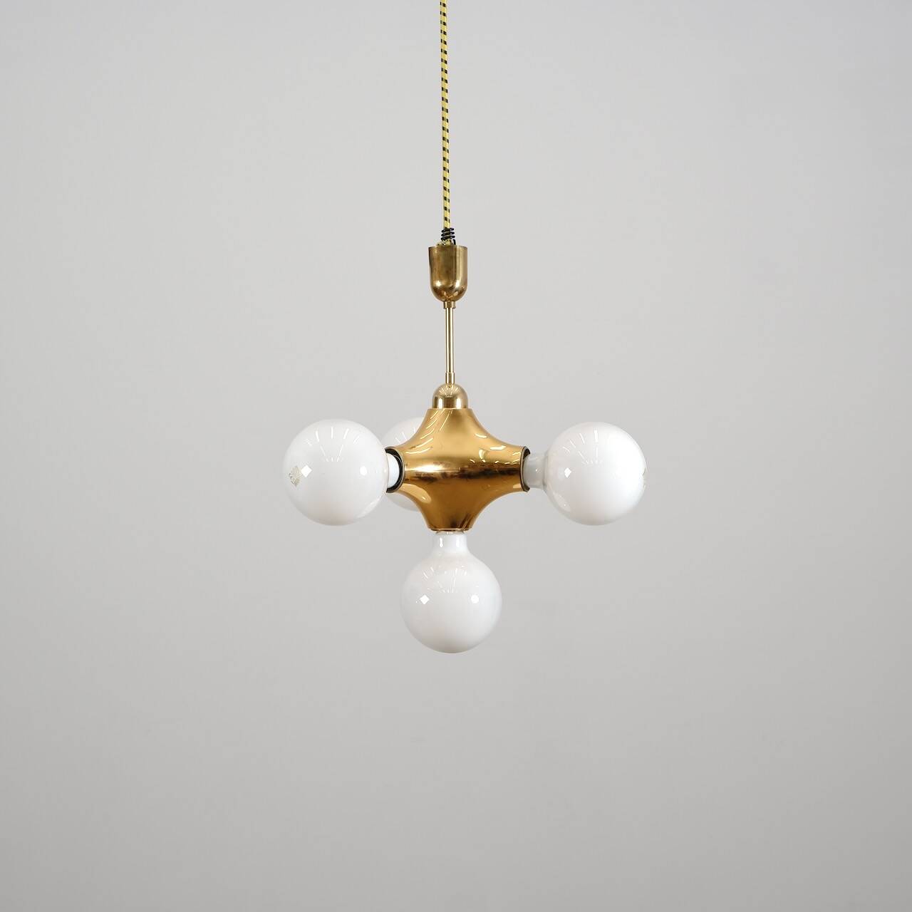 „Atomic“ ceiling lamps from Cosack Leuchten, Germany