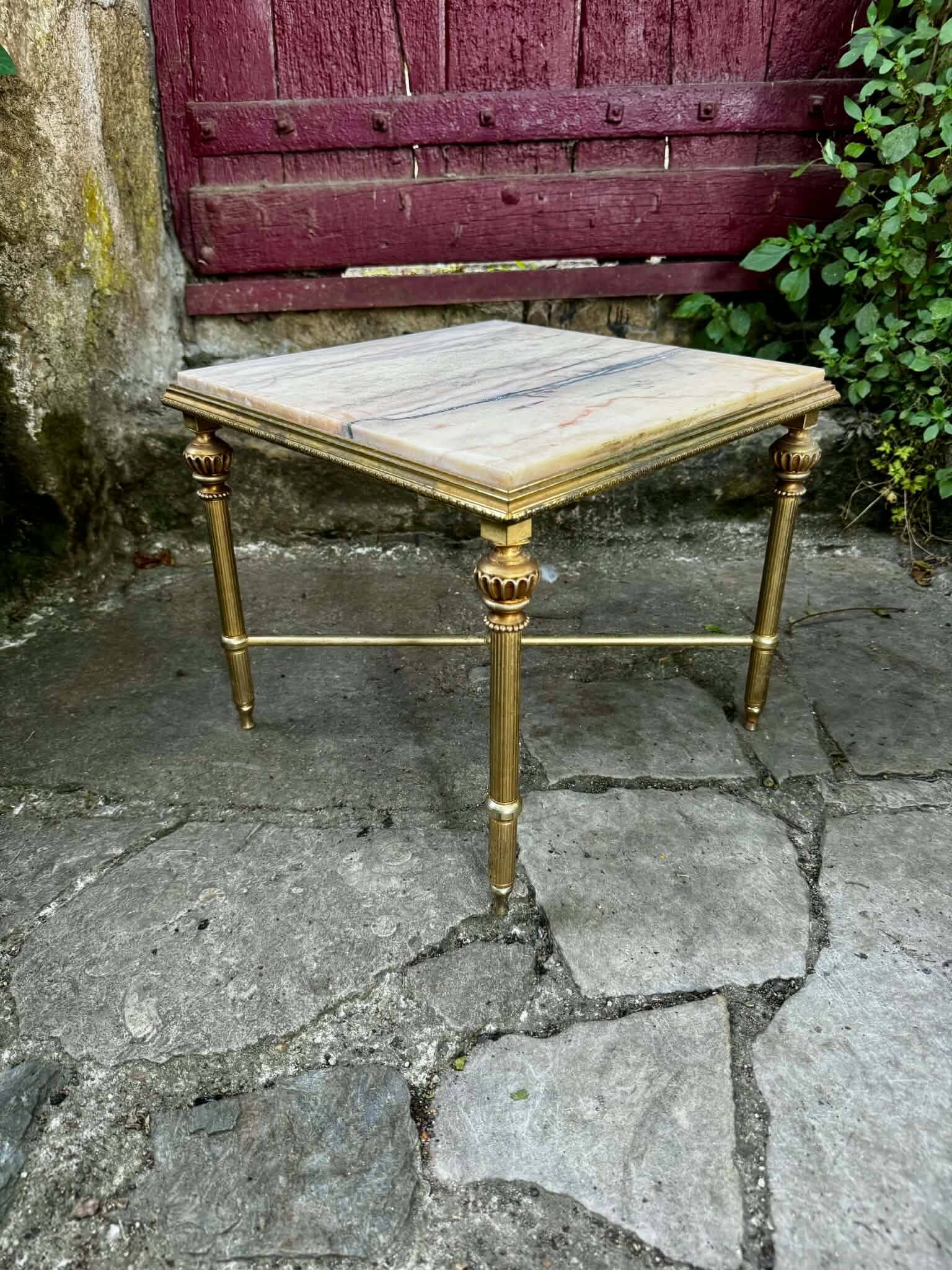 Side table in onyx and brass from the 1960s.