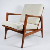 Original armchair fully restored, Scandinavian icon of 60s