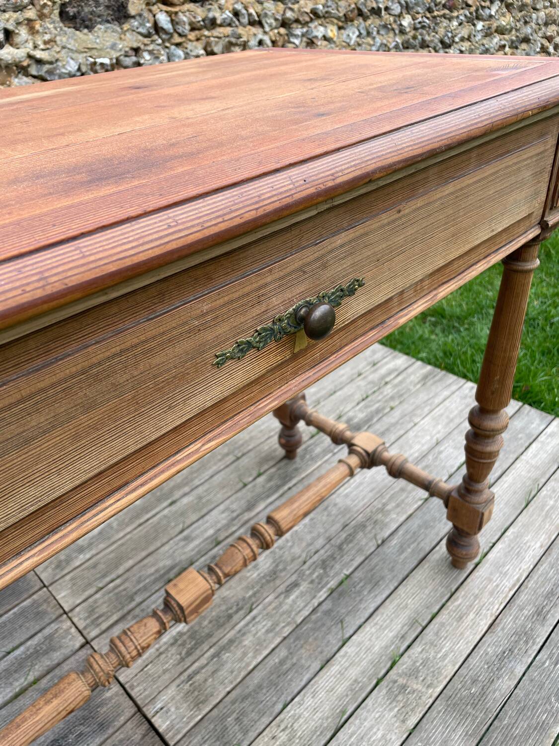 Small desk in pichepin 1900