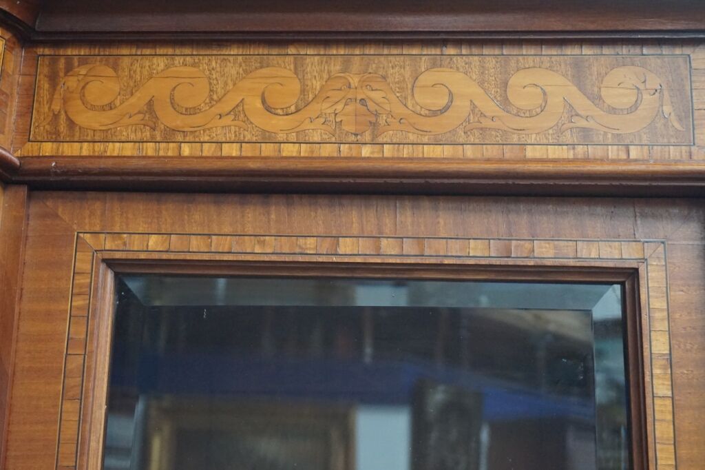 Library in the style of Louis XVI