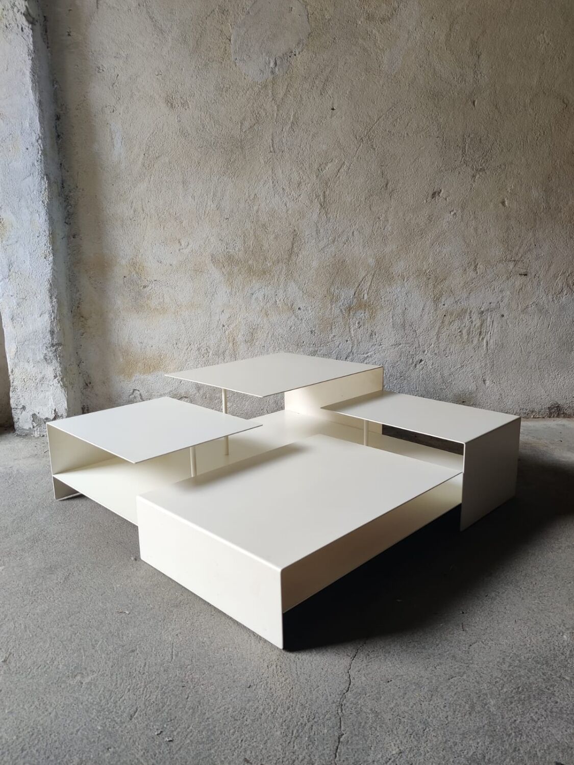 B2 coffee table for Living Divani