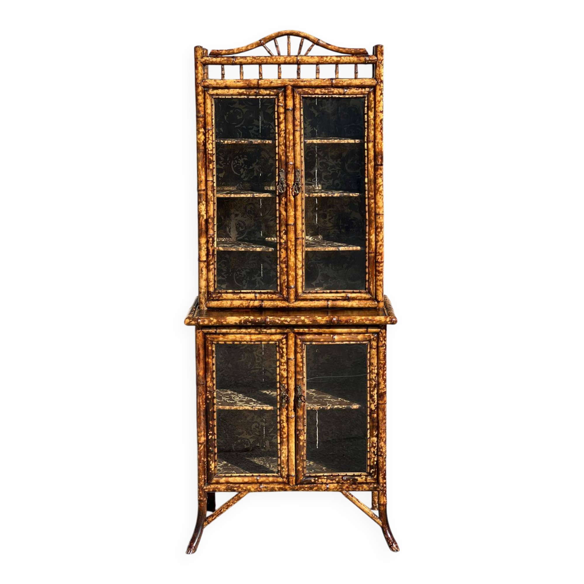Armoire anglaise en bambou et laque du XIXe siècle, 1890