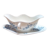 Ironware sauce boat from the beginning of the 20th century