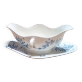 Ironware sauce boat from the beginning of the 20th century