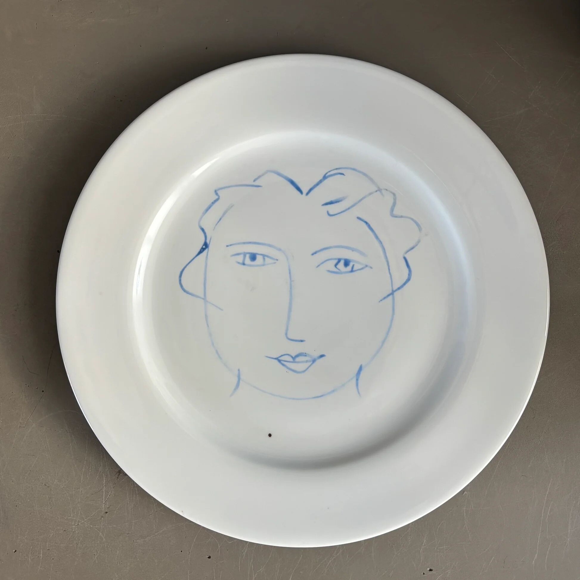 Pair of Picasso plates in Limoges porcelain - Ref 1324