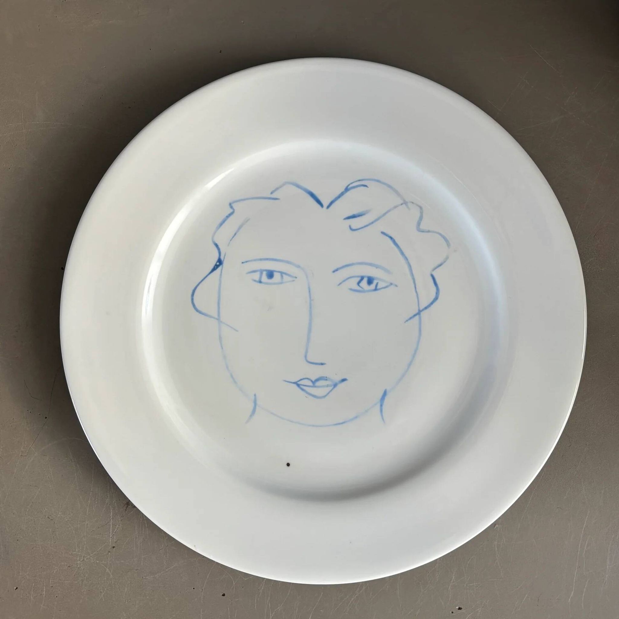 Pair of Picasso plates in Limoges porcelain - Ref 1324