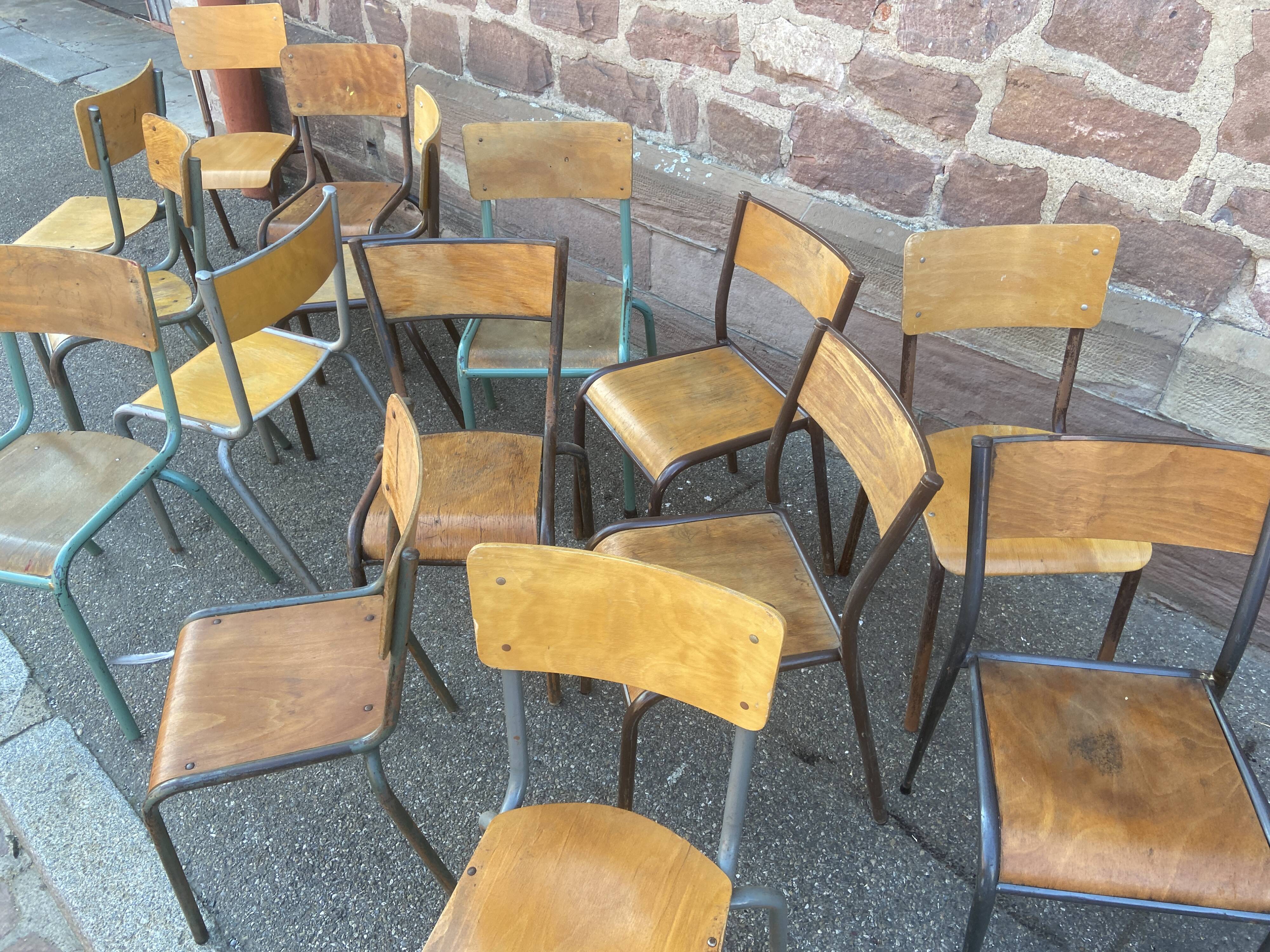 Lot de 15 chaises d'école mullca delagrave dépareillées vintage