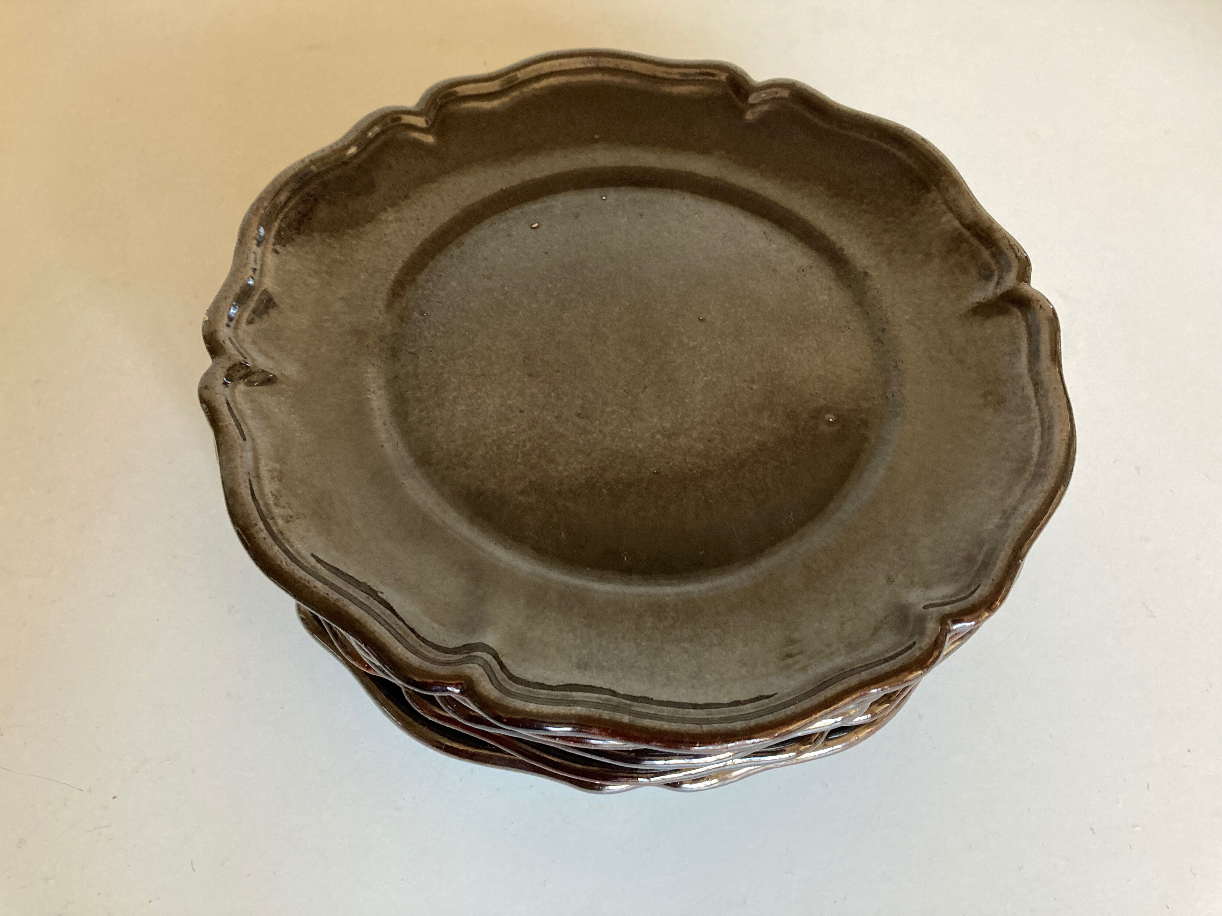 Set of 5 plates with godrons in glazed earth from Biot 1970