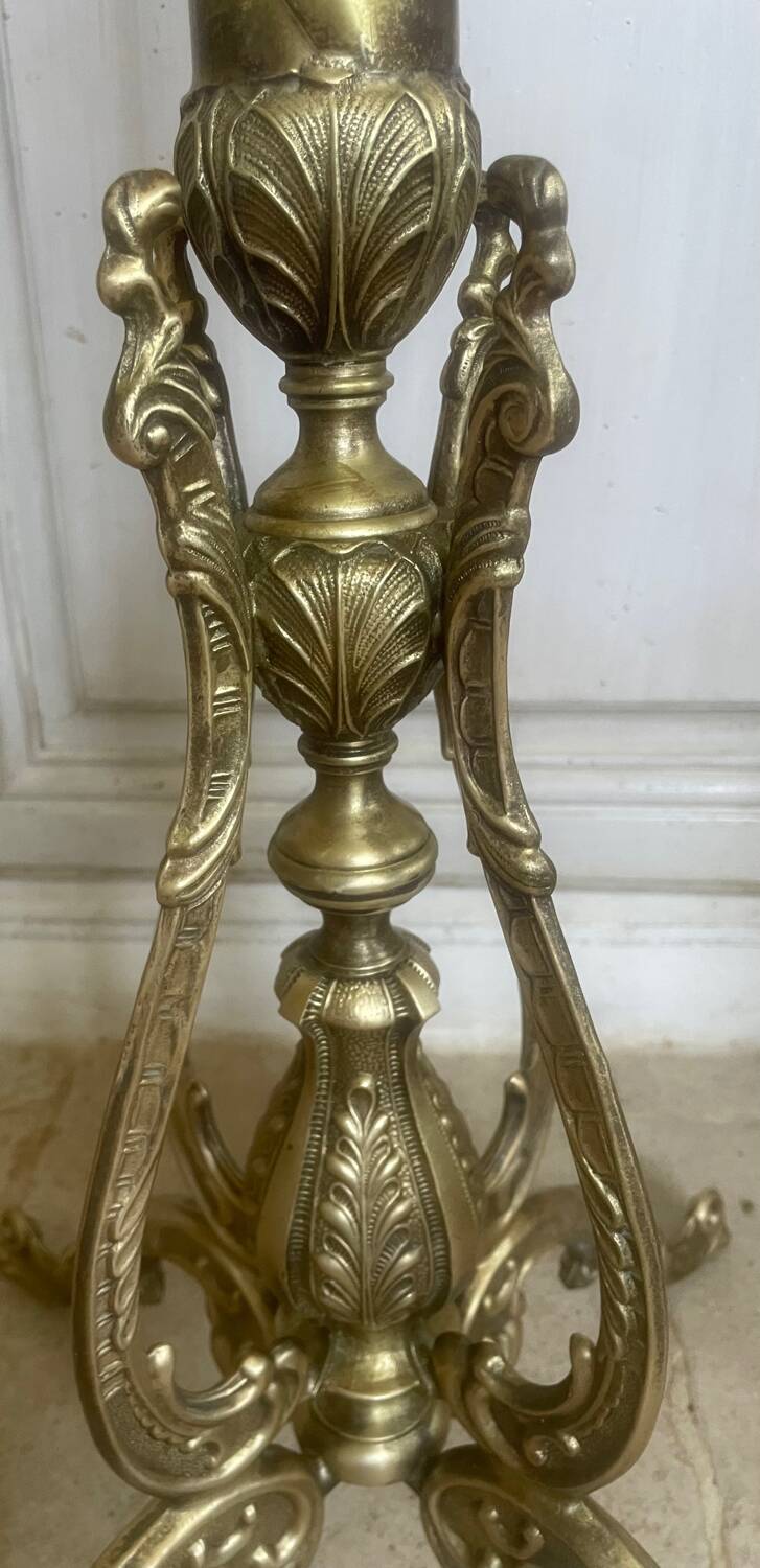 Freestanding brass coat rack