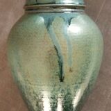 Vase vintage en céramique émaillée, tournée à la main, signature à identifier