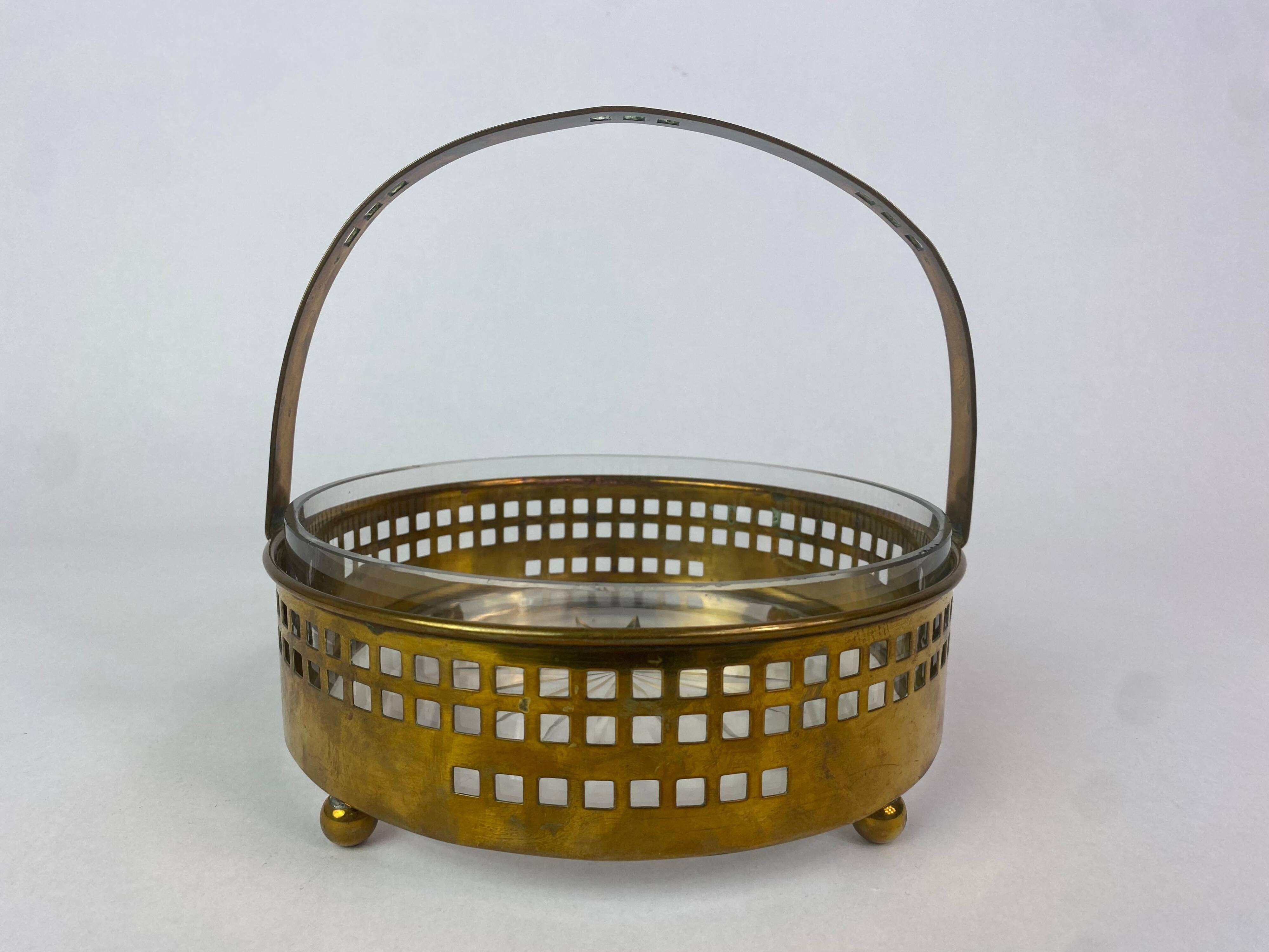 Secessionist brass baskets and toothpick holder by Hans Ofner/Josef Hoffmann
