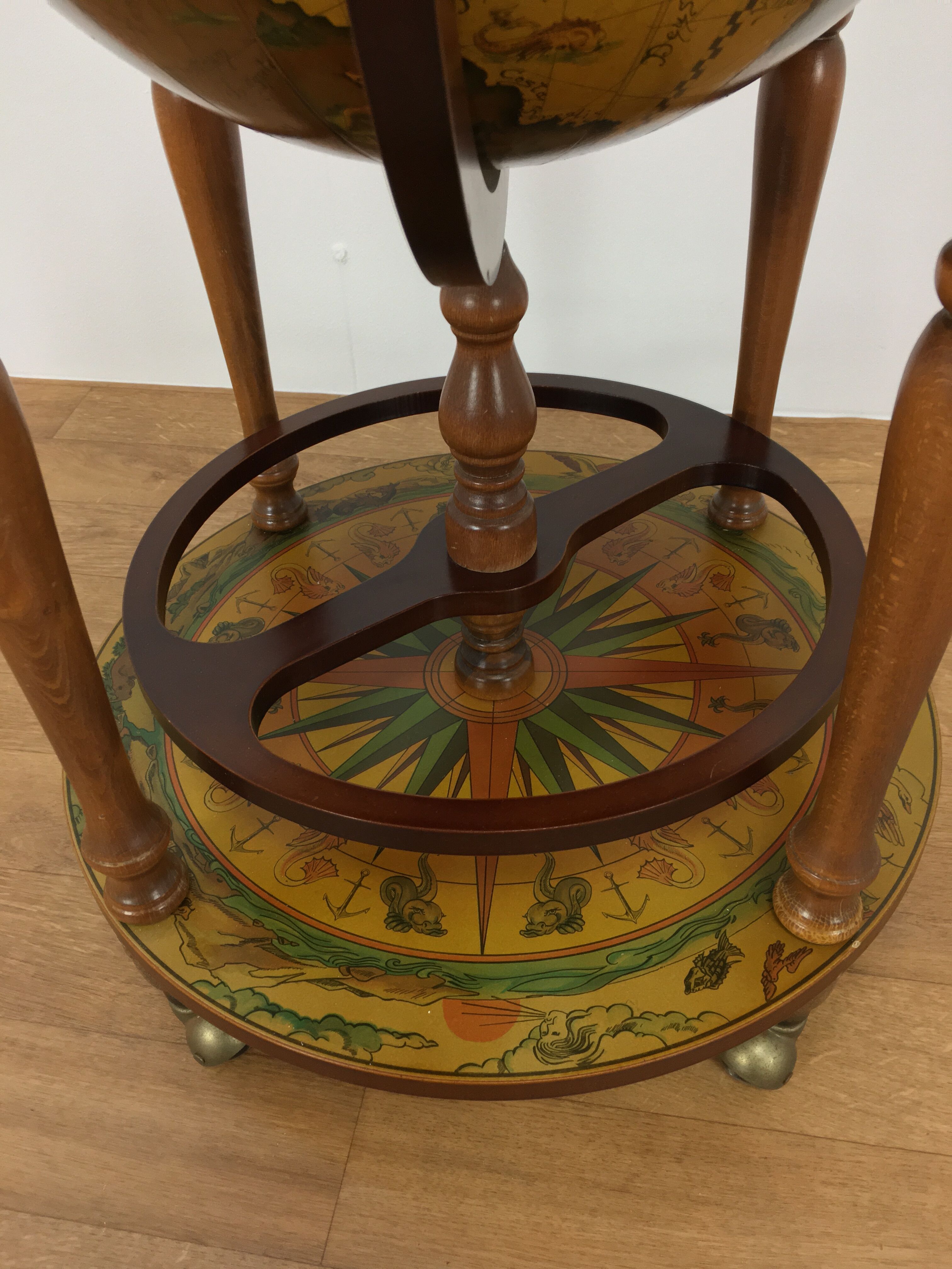 Globe bar wooden world, wheeled world