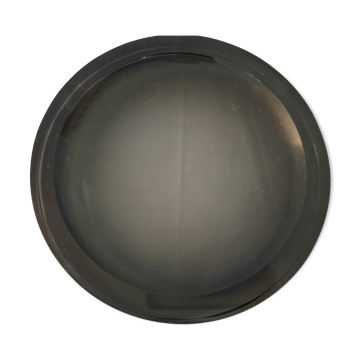 Empty glass pocket