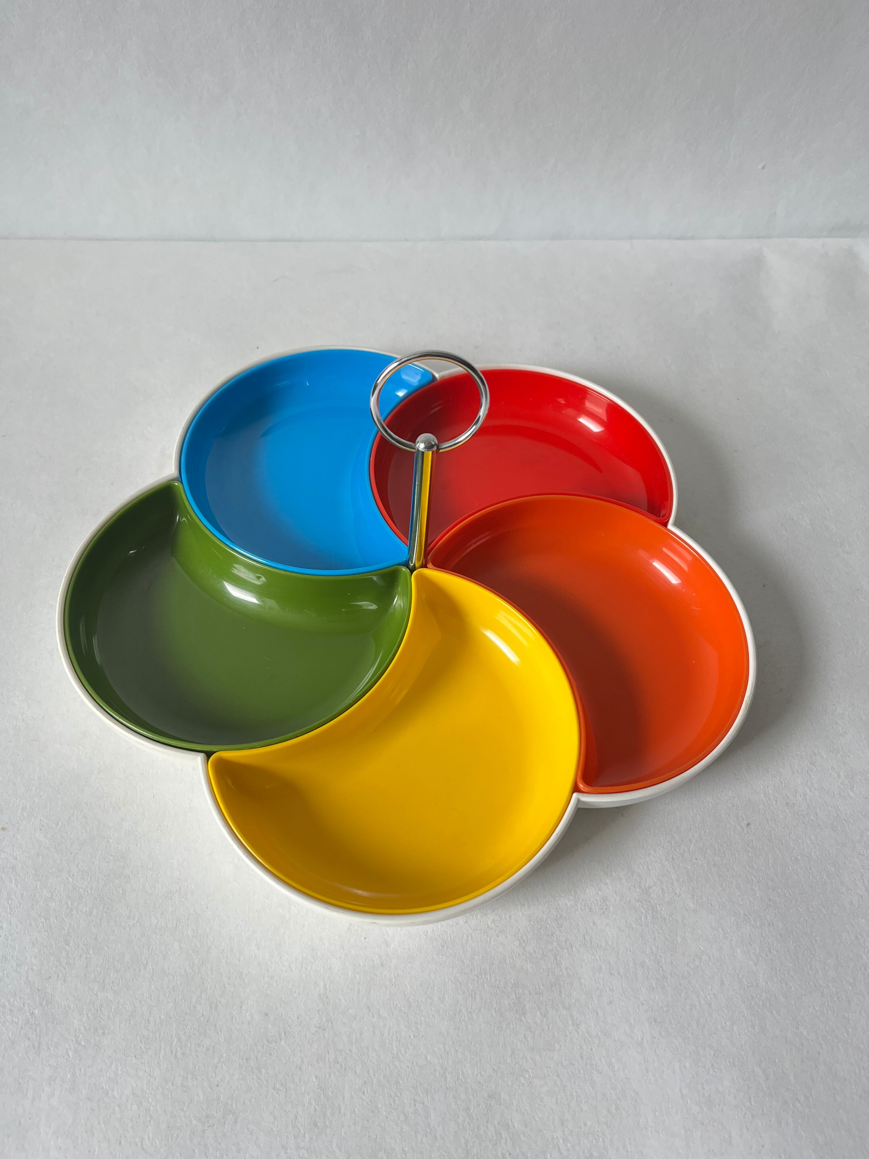 Vintage flower aperitif tray