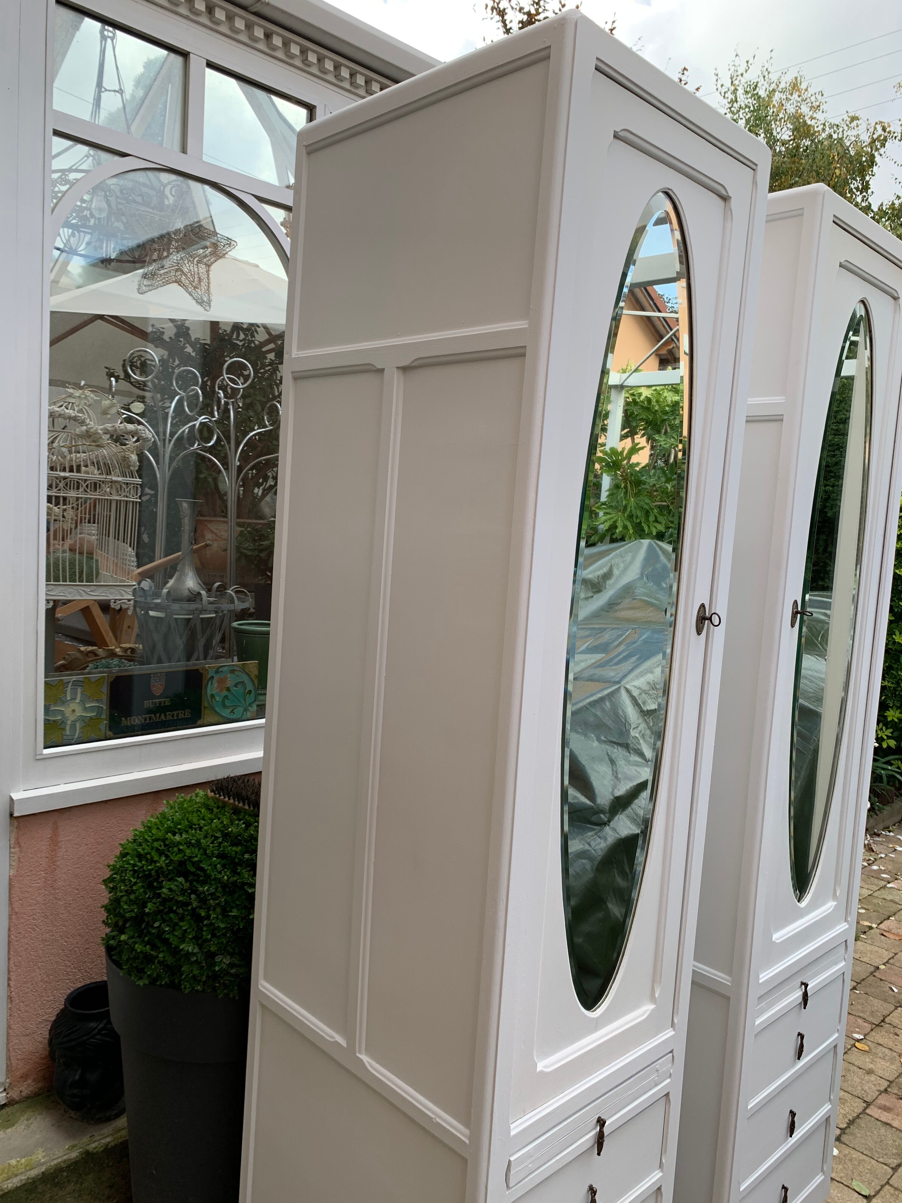1930s Parisian double wardrobe
