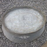 Zinc oval basin