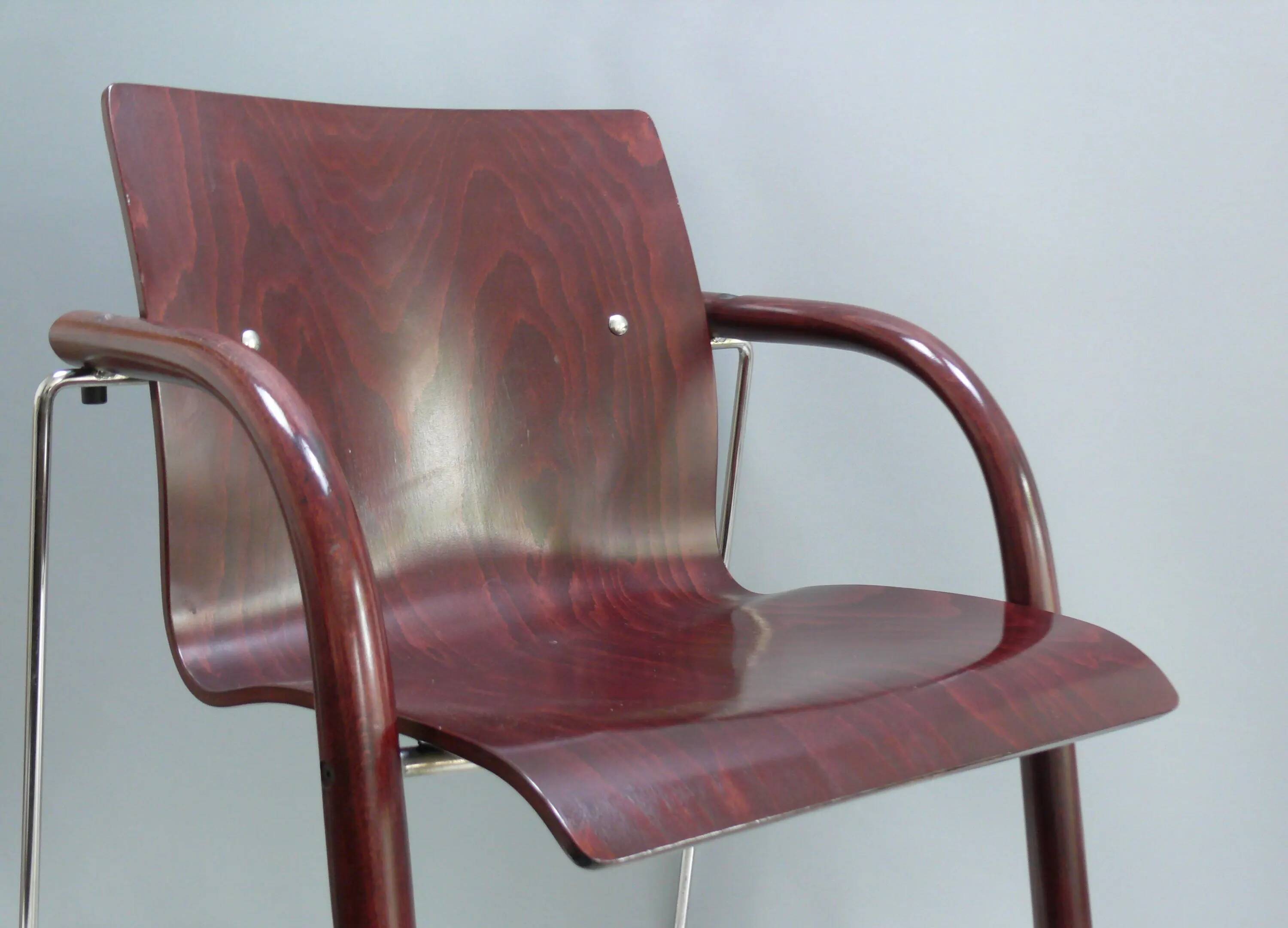 Set of 4 Thonet S 320 stackable chairs, 1980s