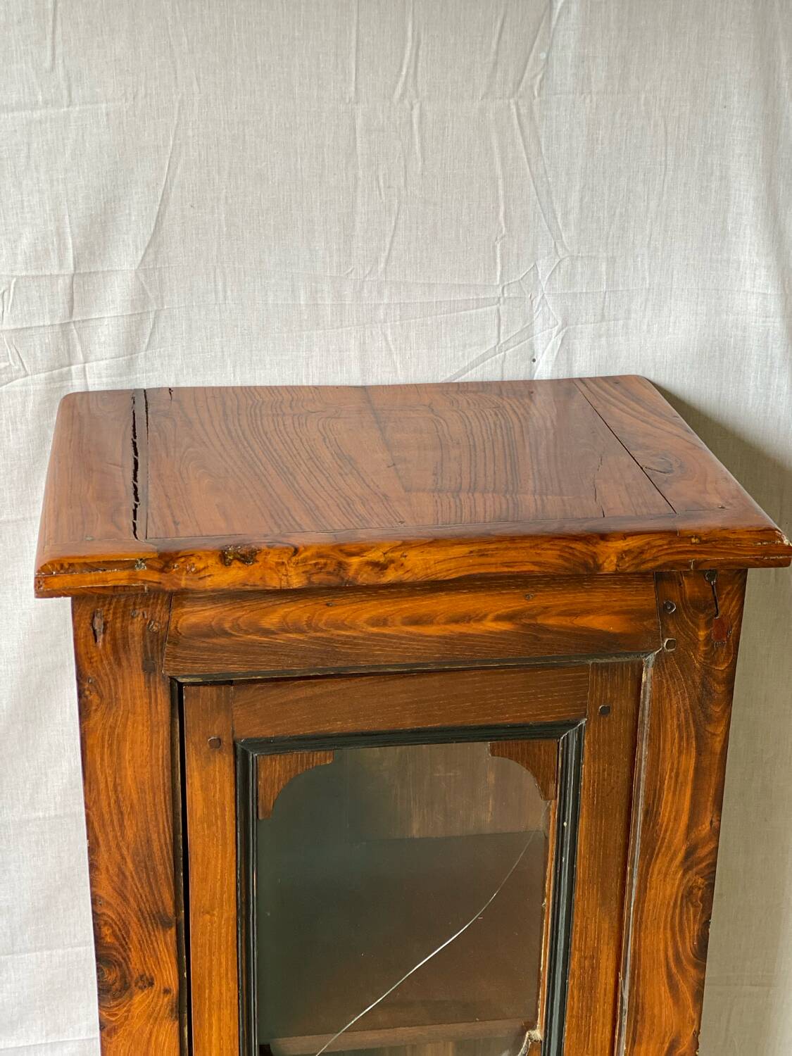 Vintage solid wood column display cabinet