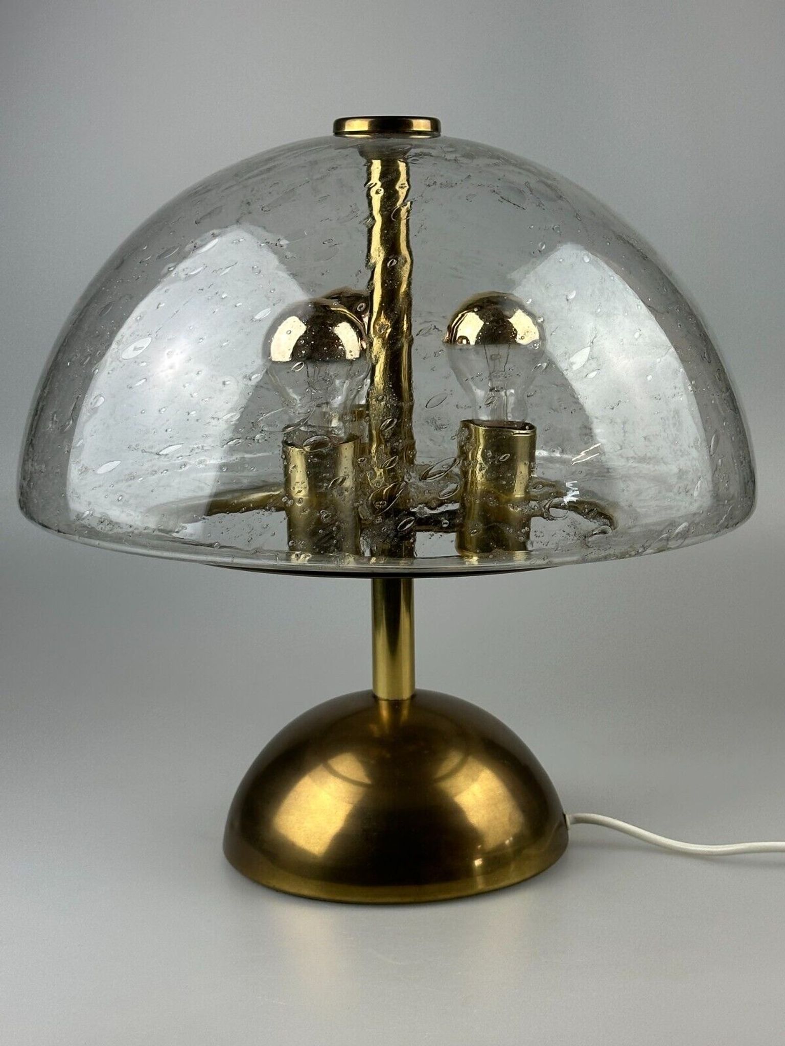 Lampe de table des années 60 des années 70 par Doria Leuchten Allemagne laiton de verre Space Age