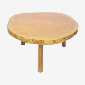 Circular table in exotic wood