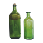 Deux bouteilles de poison