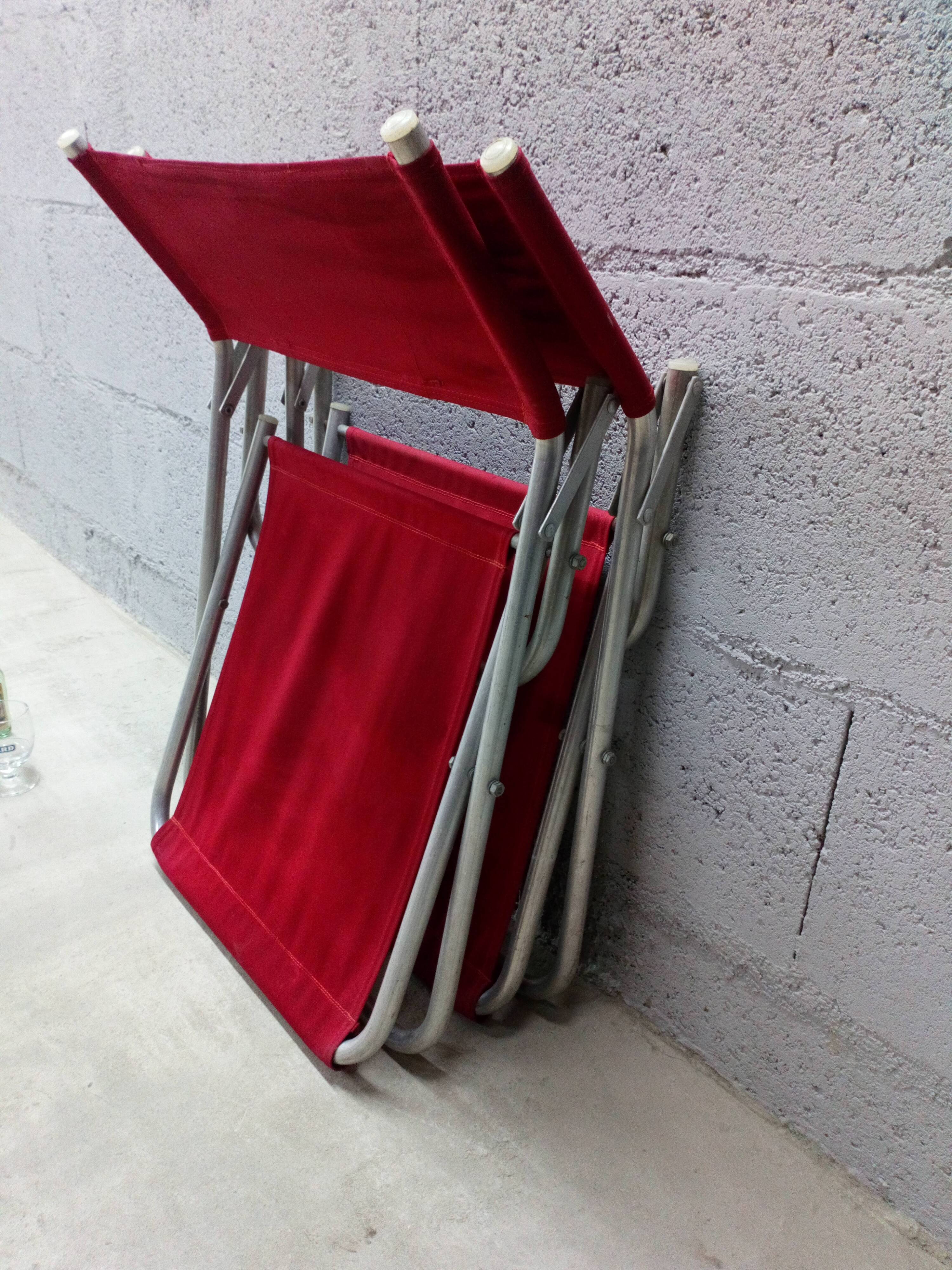 Low camping chair
