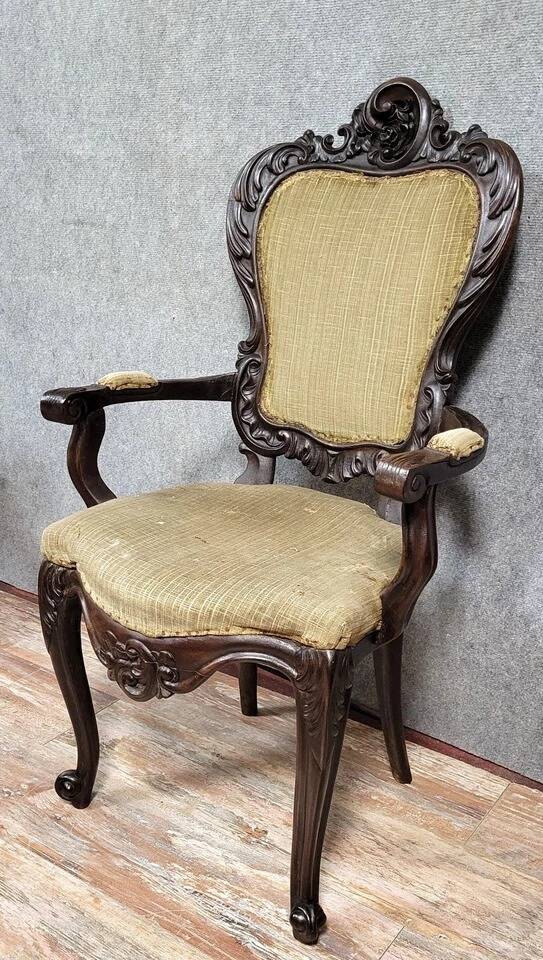 Louis XV style curved desk chair in carved mahogany circa 1850
