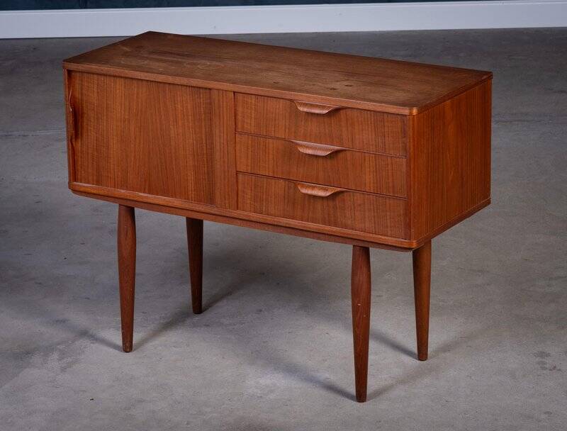 Teak commode attributed to Aksel Kjersgaard, Denmark, 1960s