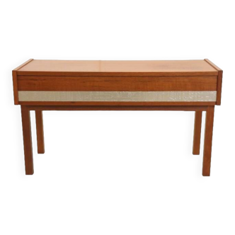 Laag compact sideboard / halkast 'Gundsoille' | 79.5 cm