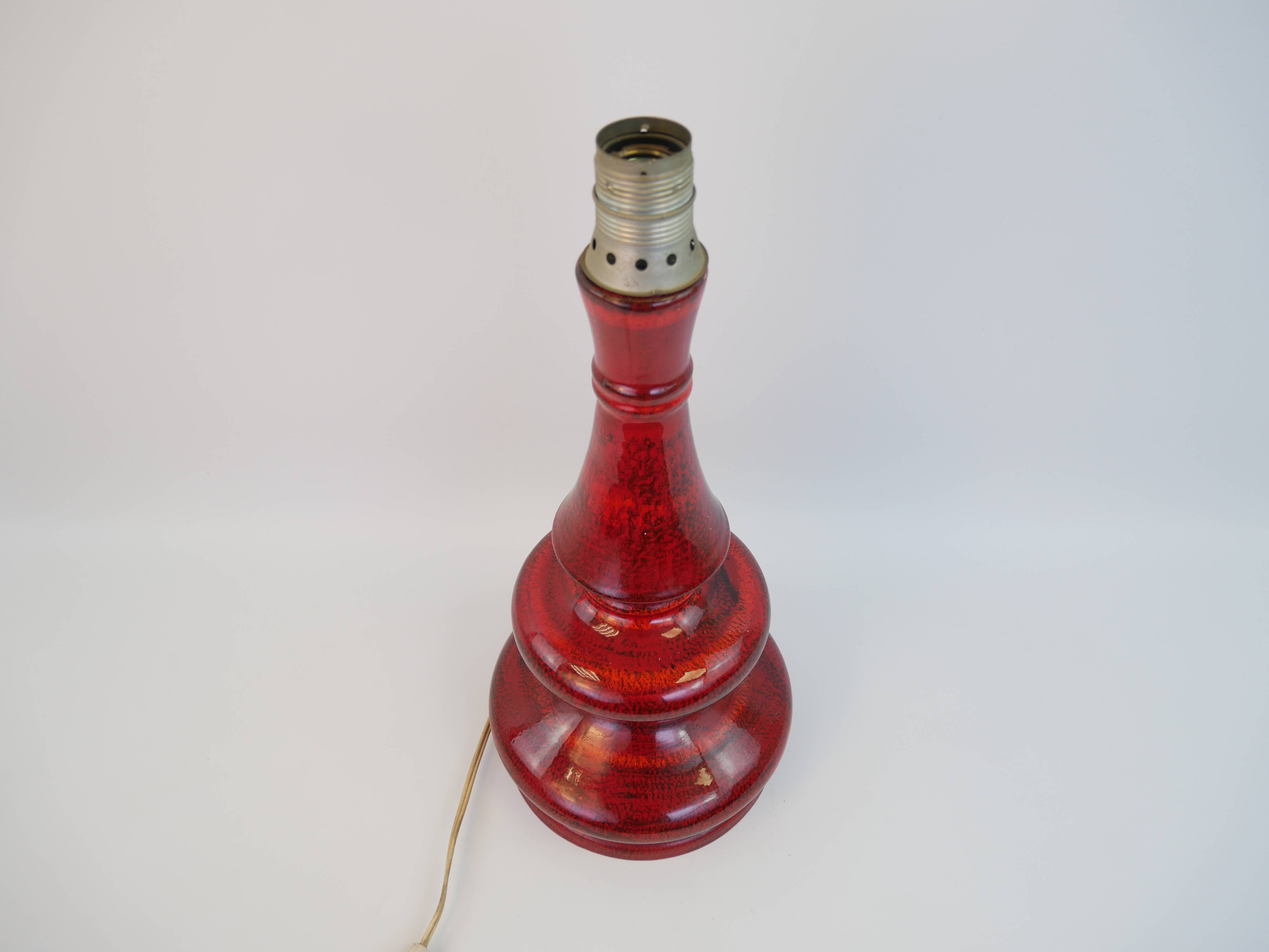 Large vintage red ceramic lamp