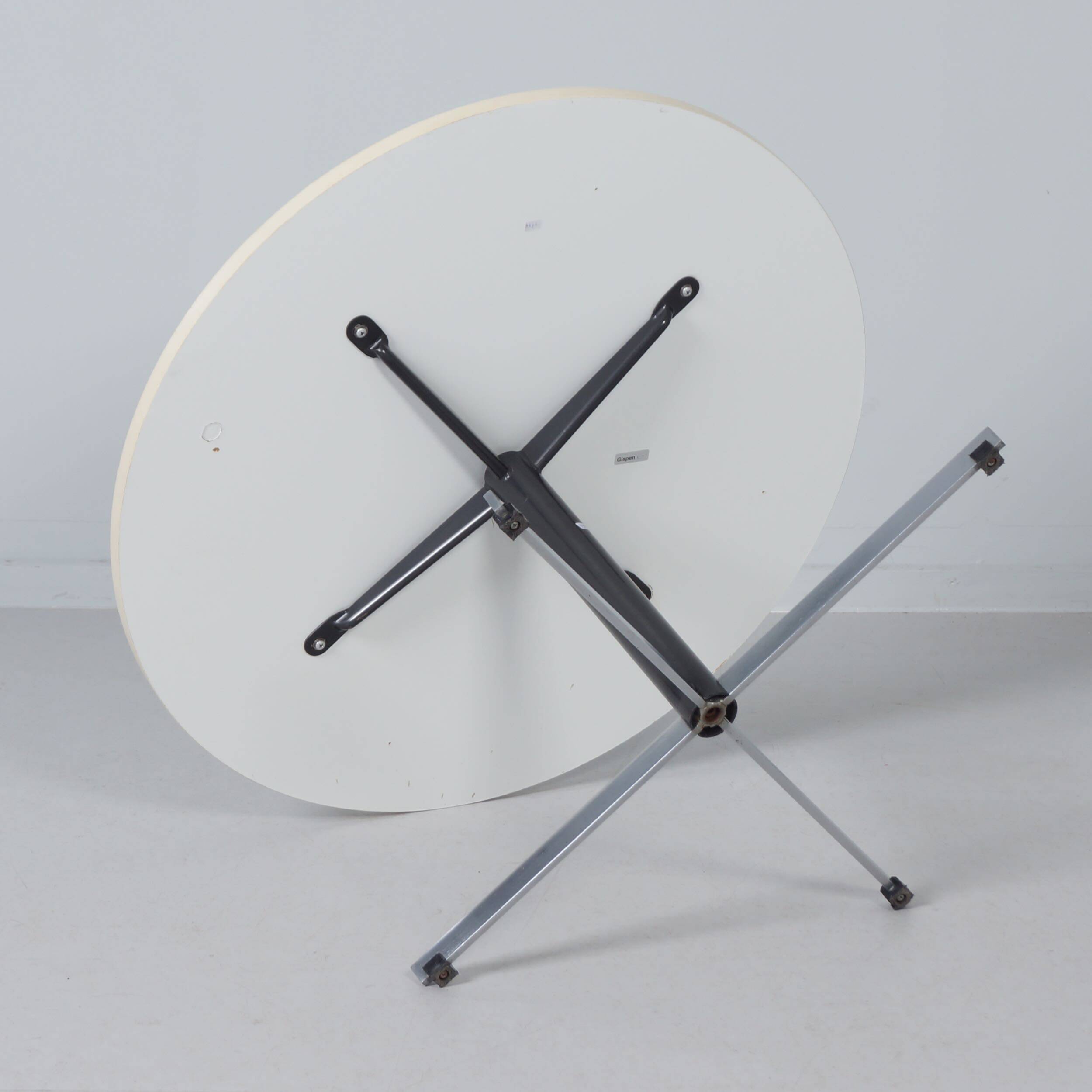 Round model 3696 coffee table by Gispen, 1970s – white melamine top and chrome base