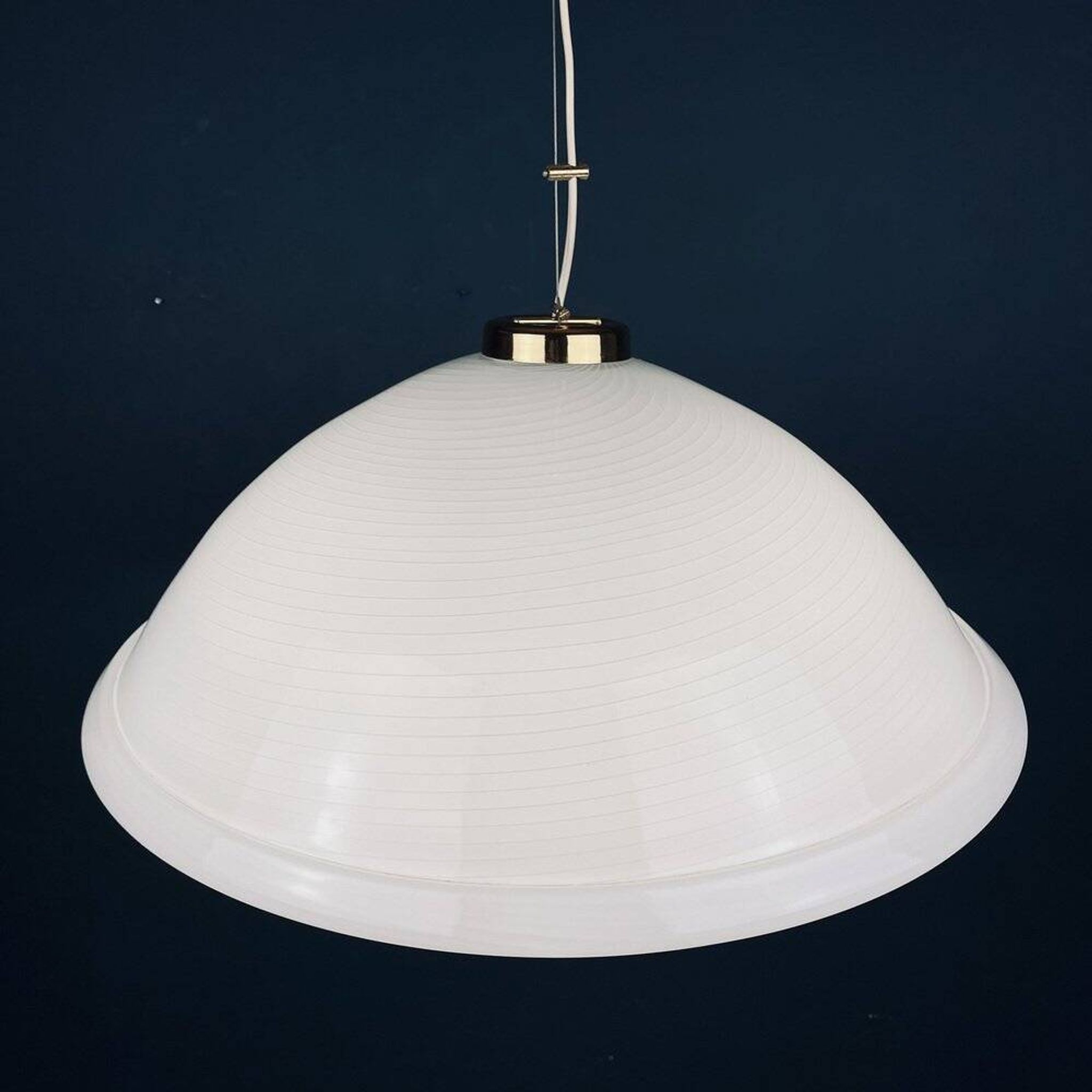 Large swirling Italian Murano glass pendant lamp, 1980s.